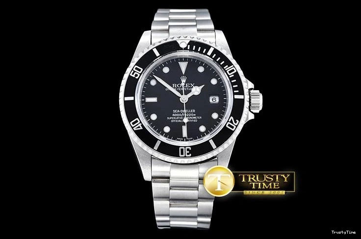 0716 ROLSD061 – SeaDweller UrbanChic 1020